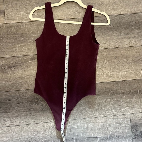 Aritzia Scoop Neck Bodysuit - Picture 7 of 8